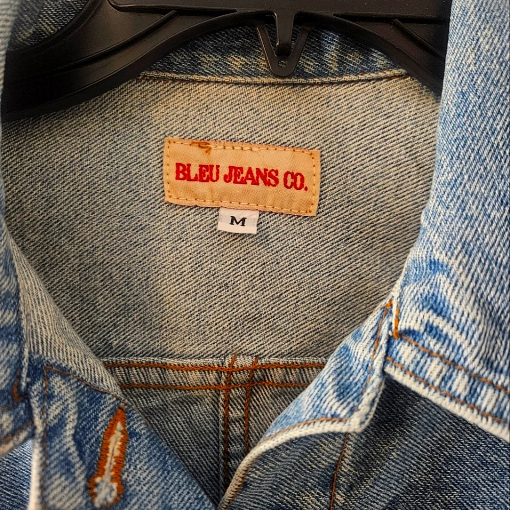Women's Jean Jacket from the Bleu Jeans Company. Size Med. 100% Cotton - Picture 7 of 12
